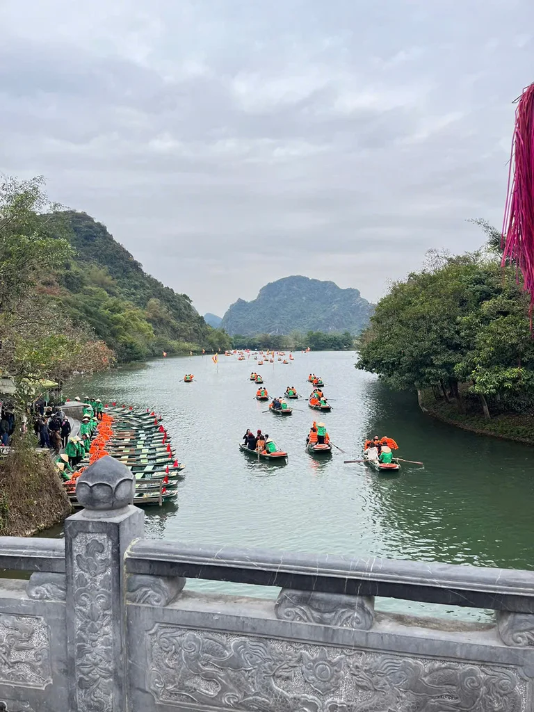 Limestone peaks and waterways at Tràng An, Ninh Bình, Vietnam